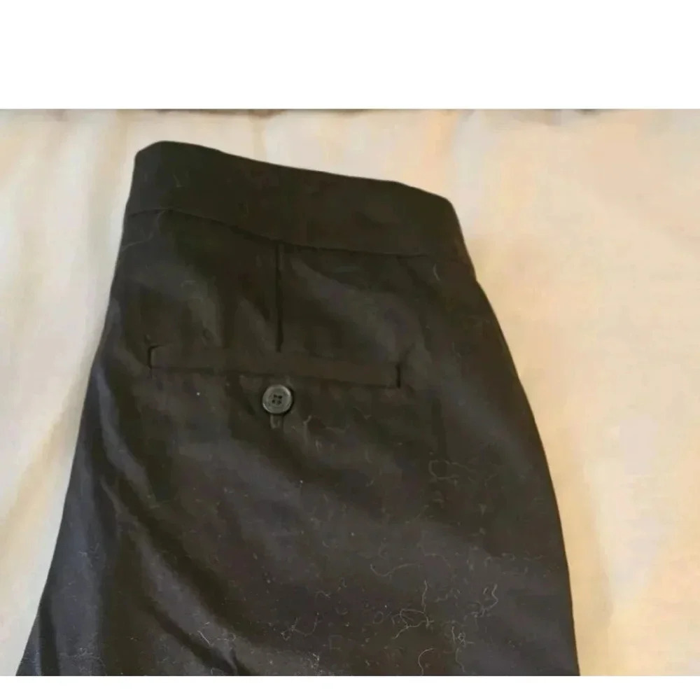 Brand New W Tags JONES New York Stretch Black Bermuda Sutton Shorts, Size 4 - Picture 4 of 4